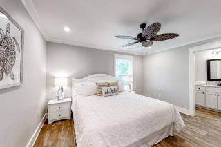 Beach Cottage - 2