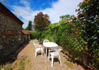 Church Barn Cottage - Saxlingham - 1