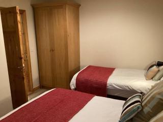 Roundstone Retreats Abbys cottage - 5