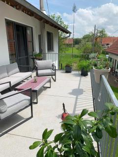 Fe Wo Brunnen - 120 qm - ruhige Lage - viel Natur- komfortabel - grosser Balkon und Garten - Memmingen - 9
