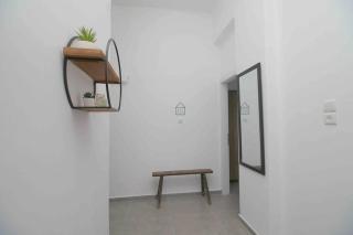 HaYarden Vibe - 3 Bedroom With Balcony To The Sea By Vacay - Tel Aviv - 5