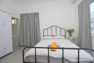 HaYarden Vibe - 3 Bedroom With Balcony To The Sea By Vacay - Tel Aviv - 2