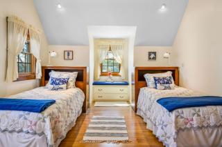 18 Beach Road West Harwich Beach Plum Cottage - West Harwich - 0