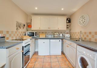 2 Carr Terrace - Docking - 4