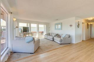 Breezy Dauphin Island Vacation Rental with Deck! - Dauphin Island - 8