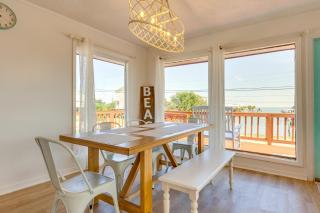 Breezy Dauphin Island Vacation Rental with Deck! - Dauphin Island - 3