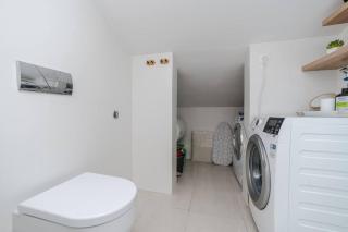 Sea view and More apartment - Novalja - 9