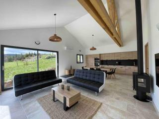 villa 8Pers au calme avec superbe vue barbecue wifi - La Panouse - 4