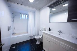 HaYarkon Seaside -- 1Bedroom & Garden By Vacay - 1