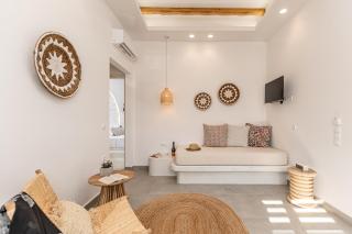 Porto Dema Luxury Suites - Skhoinoussa - 1