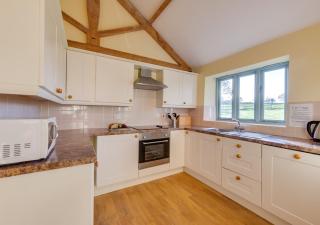 Burtons Farm Barn - - 8
