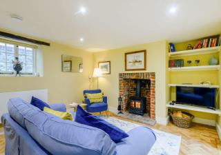 Coronation Cottage - 4