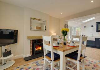 Holly Tree Cottage - 9