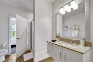 Charming Apartment in Southtown Wifi Pool Gym - San Antonio - 6
