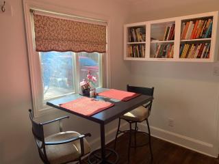 Briar Creek Rd bnb - Charlotte - 0