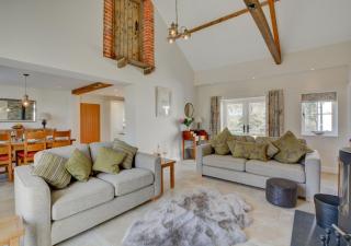 Mill Cottage - Elsing - 0