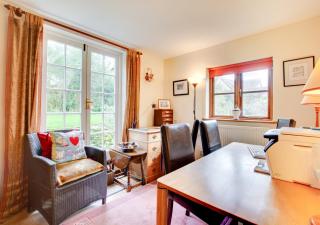 Old Post Office Cottage - Poringland - 2