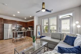 Experience Downtown Studio Near River Walk - San Antonio - 5
