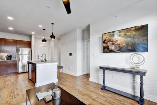 Modern Apartment Close to Downtown, Wifi, Pool, Gym - San Antonio - 1