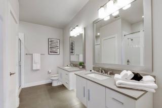 Enjoy Staycation l Downtown Apartment l Riverwalk - San Antonio - 5