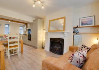 Pebble Cottage - 4
