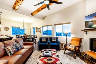 Gorgeous Moab Retreat with Red Rock and La Sal Mountain Views - South Valley - Moab - 0