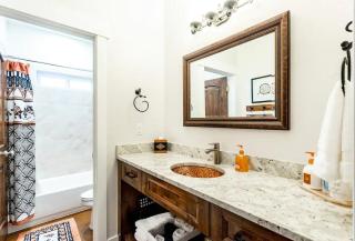 Gorgeous Moab Retreat with Red Rock and La Sal Mountain Views - South Valley - Moab - 5