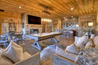 Stunning Cabin w Mtn Views & Brand New Furnishings - Cherry Log - 8