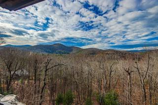 Stunning Cabin w Mtn Views & Brand New Furnishings - Cherry Log - 5