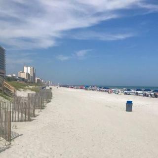 Mint Mermaid/walk 2 beach/pets ok/Golf Cart option - Myrtle Beach - 3