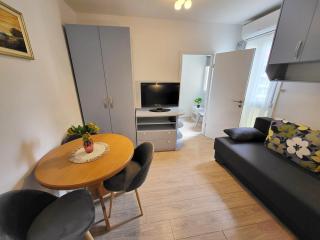 Mali apartman u centru - Makarska - 2