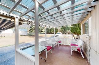 Lazy Dayz Cottage - 1