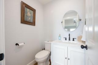 Bright and airy beach vacation spot- perfect for families and ocean views - Moss Beach - 5