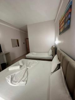 Seashell Beach Rooms - 8
