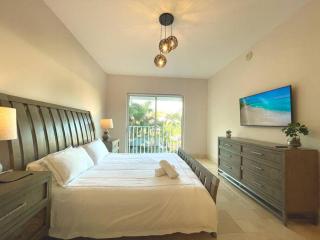 Modern Apartment - Steps to Puntarena Beach Club & Shops - Marina Overlook - Sleeps 10 - Boca de Río Hato - 3