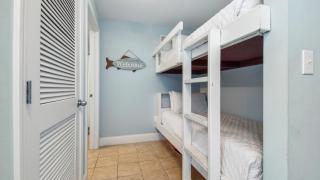 Laketown Wharf #1819 by Nautical Properties - Panama City Beach - 1