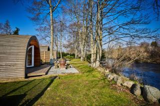 Braidhaugh Holiday Lodge and Glamping Park - 0