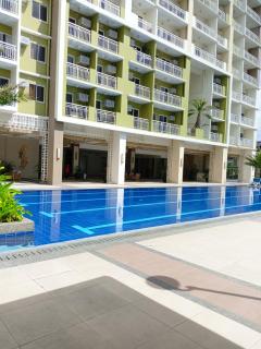 The Celandine A Bonifacio Balintawak Condotel - 4