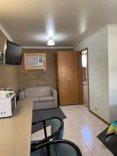 Darling Junction Motor Inn - Wentworth - 1