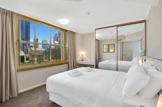 Apartment on Top of the Park - Sydney - 8