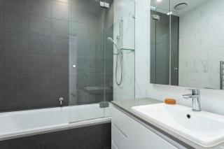 Tranquil Park Side Grand Family Terrace - Sydney - 3