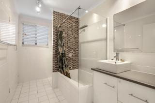 Nothling 66 Moffat Beach - 1