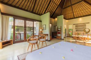 Suara Air Luxury Villa Ubud - Ubud - 1