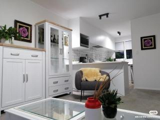 Centre Takapuna 2 Bed Room & Garage - 8