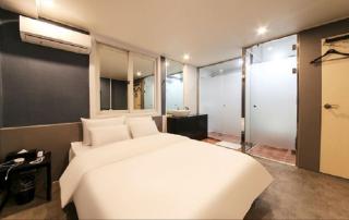 Gamdong Hotel - Busan - 1