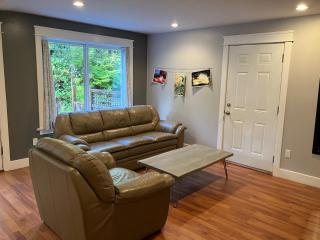 Sienna's Tree House (Tall Trees And Salty Breeze) - 3