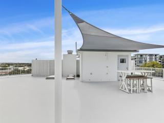 Kawana Beachside Getaway 1 Bedroom Apartment - Buddina - 2