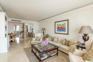 Buckingham & Lloyds - Cannes - 2