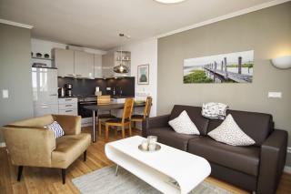 mit Meerblick und Balkon, gratis Nutzung vom AHOI Erlebnisbad und Sauna in Sellin - Meeresblick FeWo 25 - Göhren - 7