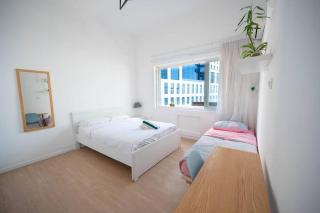 HaYarkon Seaside - 3 Bedroom By Vacay - 8